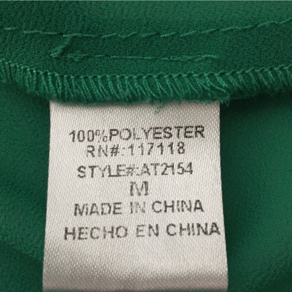 Audrey Ann Slat Back Green Button Top Size M - Picture 5 of 8